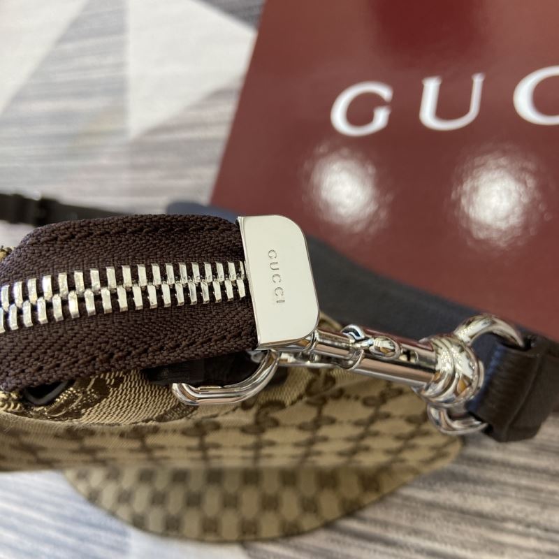 Gvc*1 padlock shoulder bags